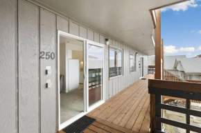 Seaside Moon Condo #250